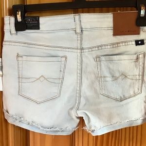 NWT girls 12 LUCKY BRAND Jean shorts $39! Bella Wash destroyed